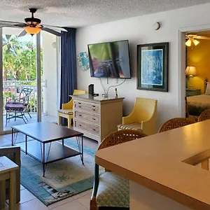 Sunrise Suites - Butterfly Nest #107 Apartment