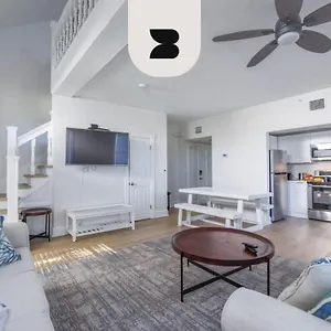 Duval's Delight -loft On Duval Apartment