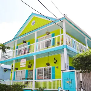 Caribbean House Casa de hóspedes